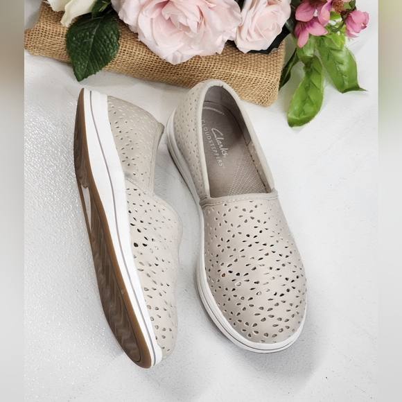 Clarks Beige Slip-On Shoes - Picture 2 of 7